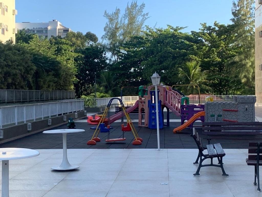Otimo Apartamento 2 Qtos Barra Da Tijuca Vista Mar Apartment Rio de Janeiro Luaran gambar